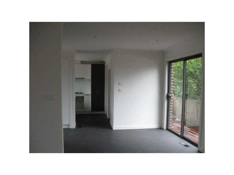 3/27  James Street, Frankston VIC 3199