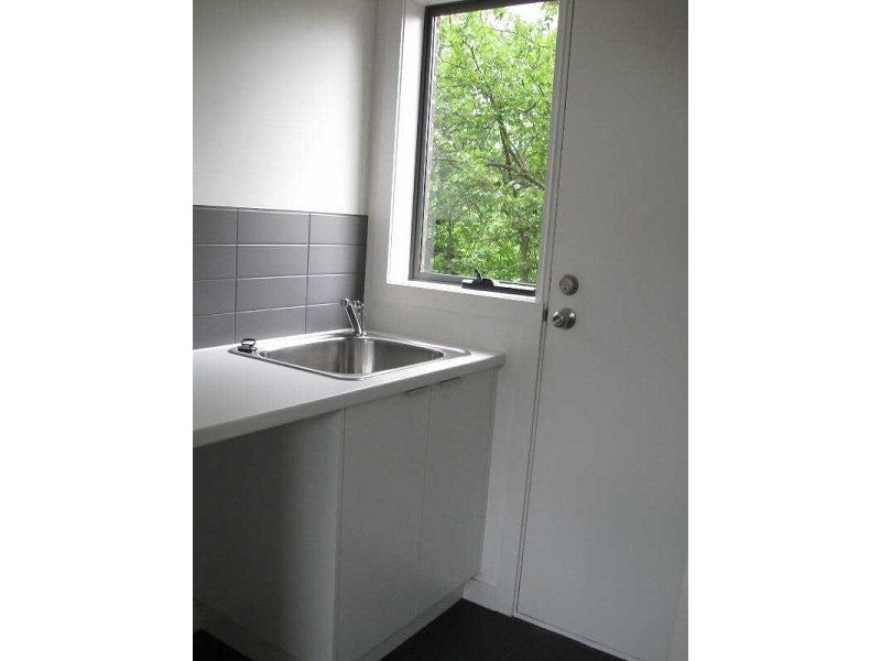 3/27  James Street, Frankston VIC 3199