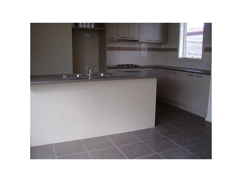 2/14  Screen Street, Frankston VIC 3199