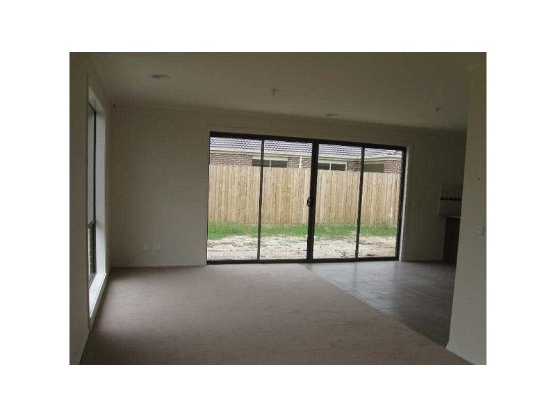 6  Sam Street, Carrum Downs VIC 3201