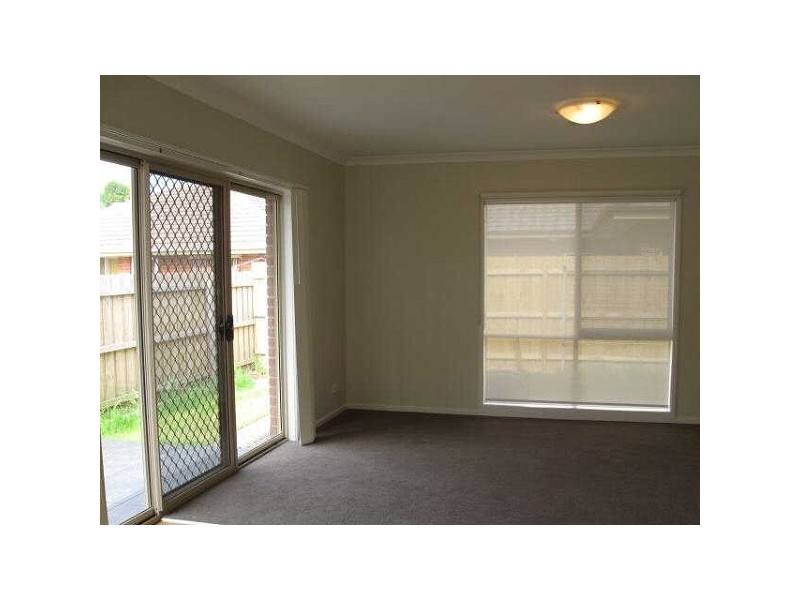 2/44  Railway Road, Baxter VIC 3911