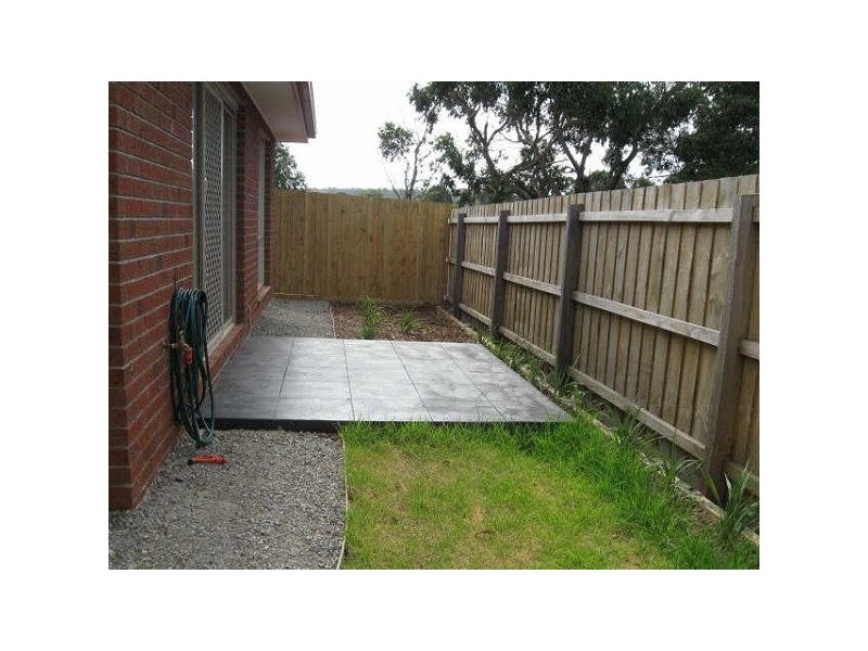 2/44  Railway Road, Baxter VIC 3911