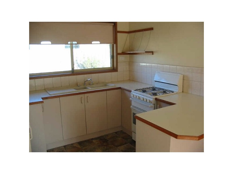 30/15  Peninsula Crescent, Langwarrin VIC 3910