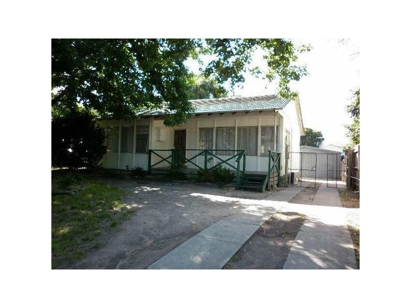 17  Radiata Street, Frankston North VIC 3200
