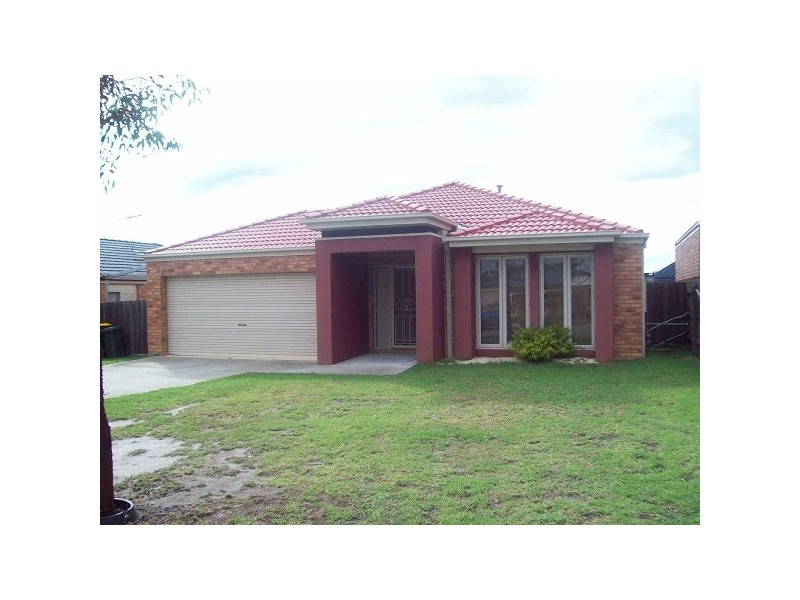 6  Thomas Place, Carrum Downs VIC 3201