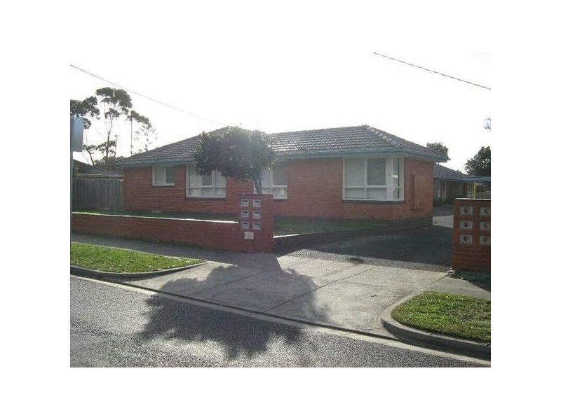 4/11  Buna Avenue, Seaford VIC 3198