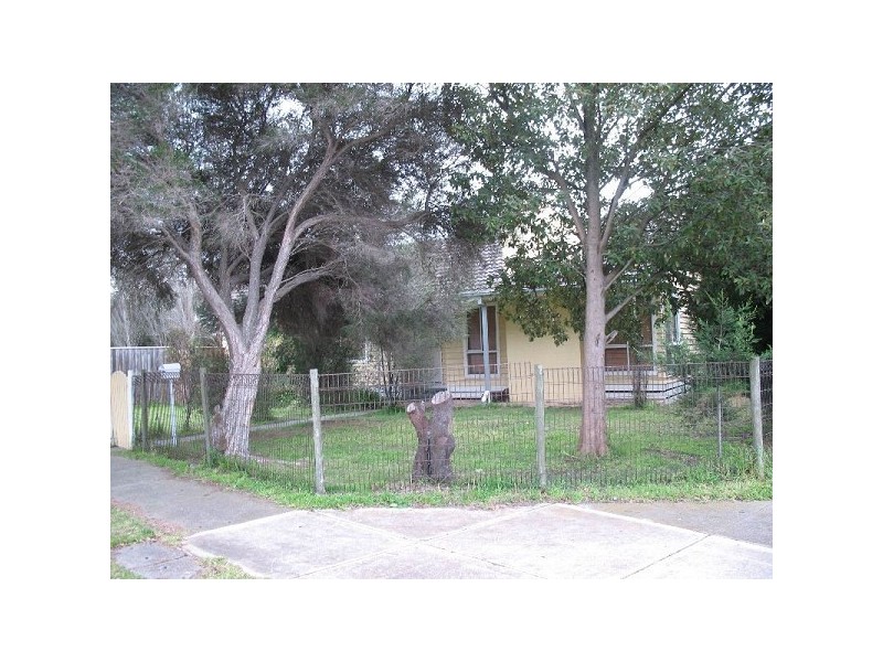 43 Barry Street, Seaford VIC 3198