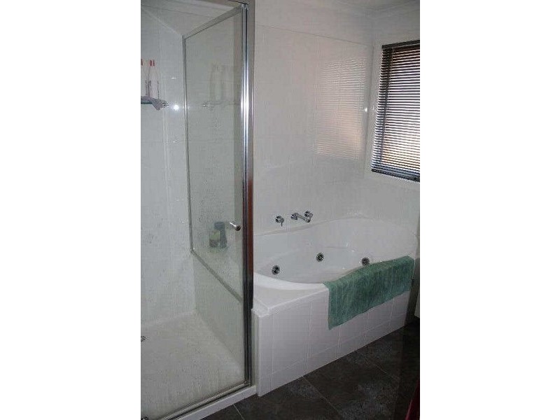 1/128  Kars Street, Frankston VIC 3199