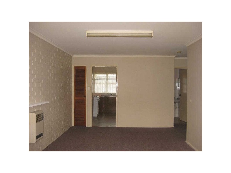 2/28  Lewis Street, Frankston VIC 3199