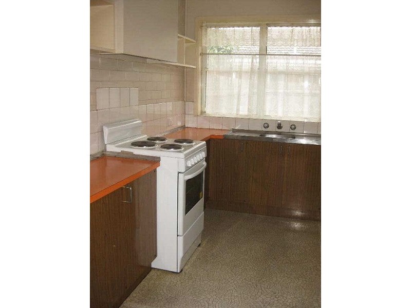 2/28  Lewis Street, Frankston VIC 3199