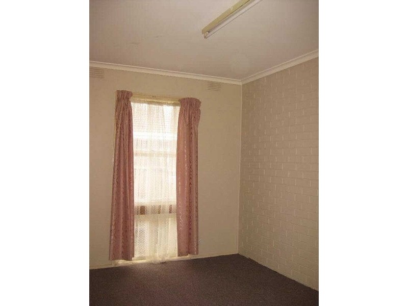 2/28  Lewis Street, Frankston VIC 3199