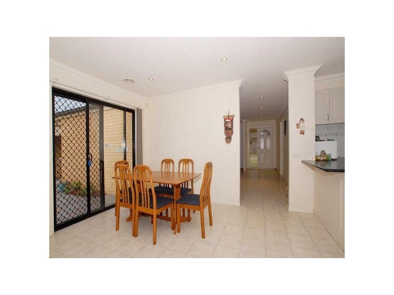 43  Delatite Way, Skye VIC 3977