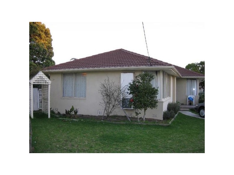 9  Benong Place, Frankston VIC 3199