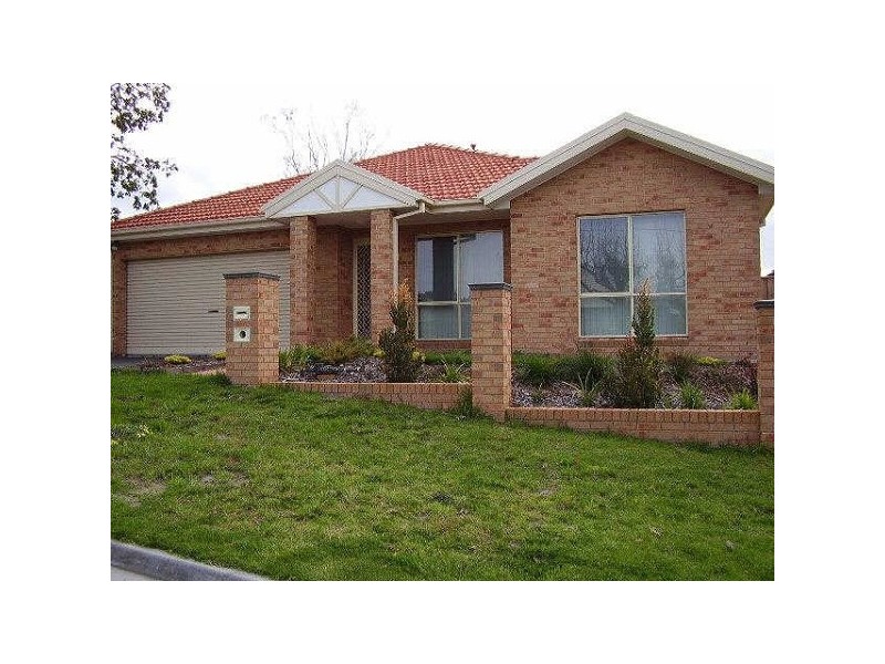 1/2A  Oakfield Court, Frankston South VIC 3199