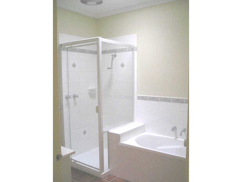 1/2A  Oakfield Court, Frankston South VIC 3199