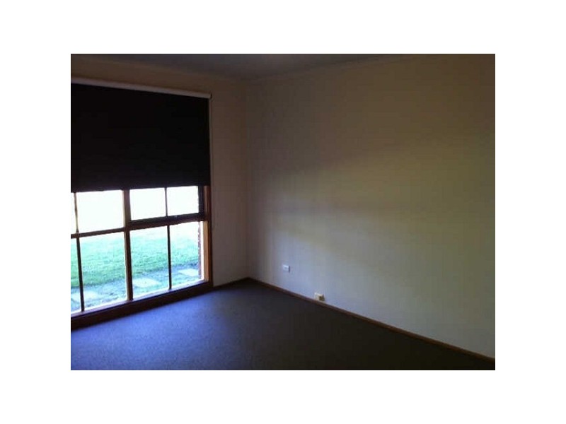 8/113  Willow Road, Frankston VIC 3199