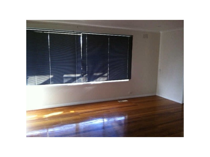 1 Nesbit Court, Frankston VIC 3199