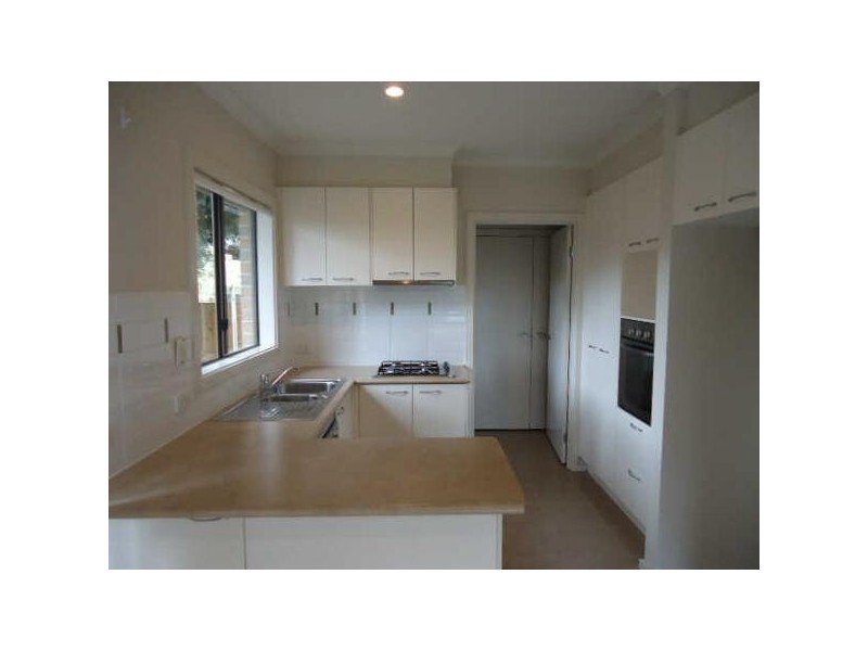 1/28  Potts Road, Langwarrin VIC 3910