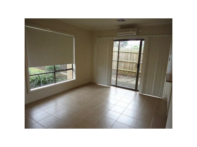 1/28  Potts Road, Langwarrin VIC 3910