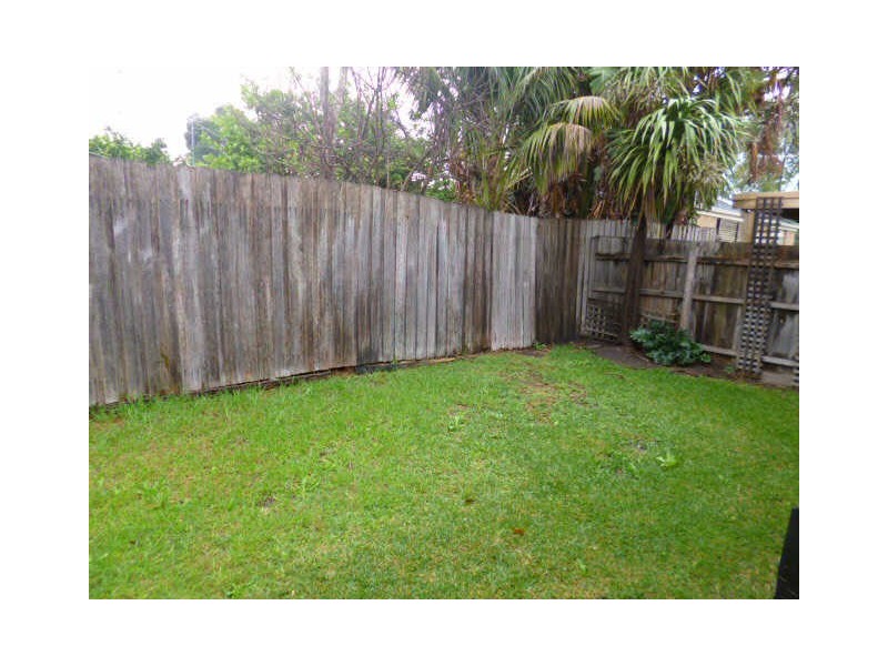 2/14  Colin Avenue, Frankston VIC 3199