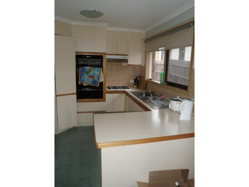 2/1a  Nott Avenue, Frankston VIC 3199