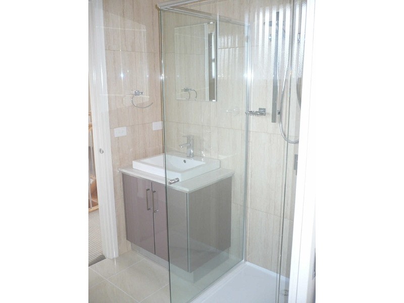 1/25  Suzanne Street, Dandenong VIC 3175