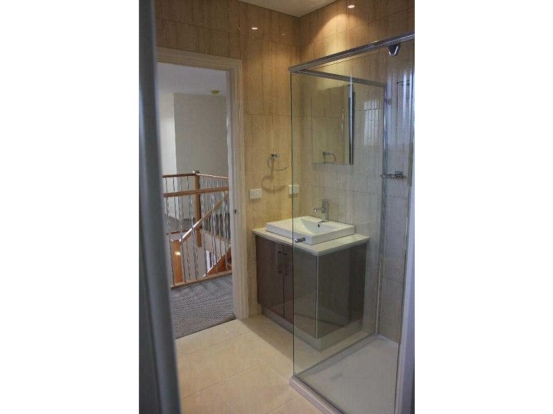 1/25  Suzanne Street, Dandenong VIC 3175