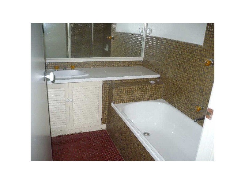 8  Dunraven Court, Frankston VIC 3199