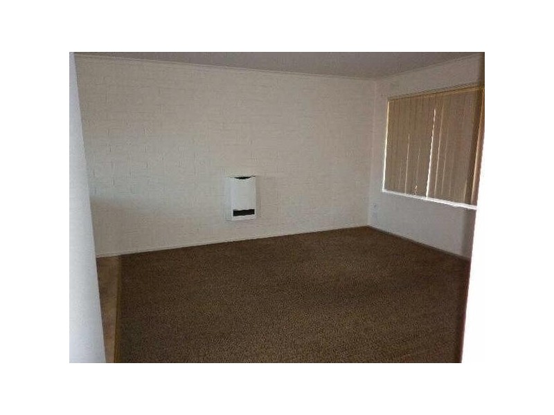 2/5  Petrie Street, Frankston VIC 3199