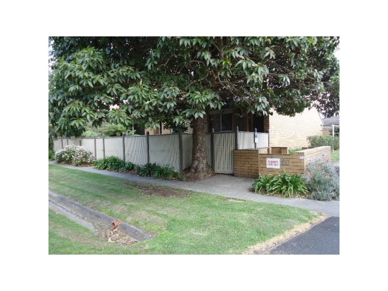 4/20  William Street, Frankston VIC 3199
