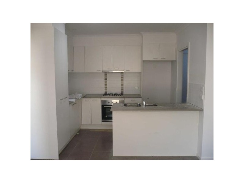 8/11  Wisewould Avenue, Seaford VIC 3198