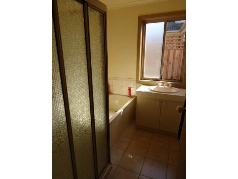 1/13 Poinciana Street, Frankston South VIC 3199