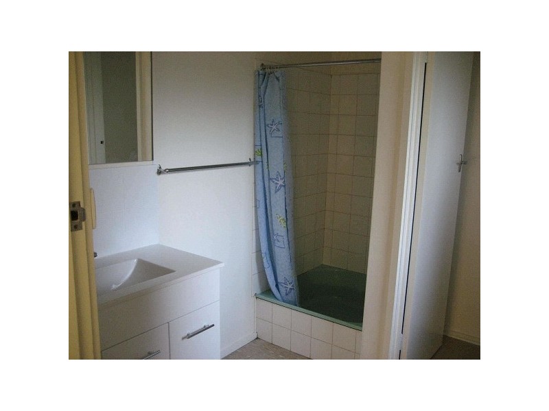 4/3  Allenby Street, Frankston VIC 3199