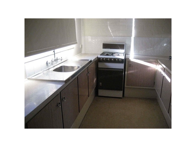 4/3  Allenby Street, Frankston VIC 3199