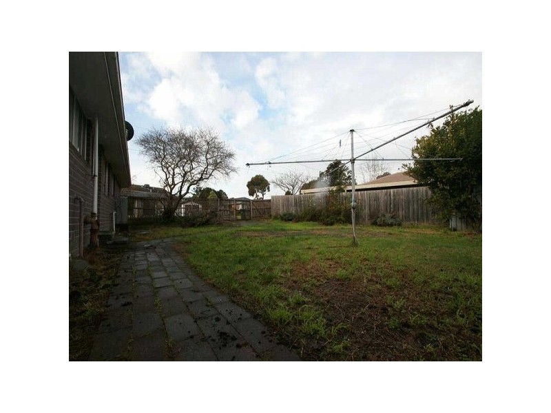 6  Carramar Drive, Frankston VIC 3199