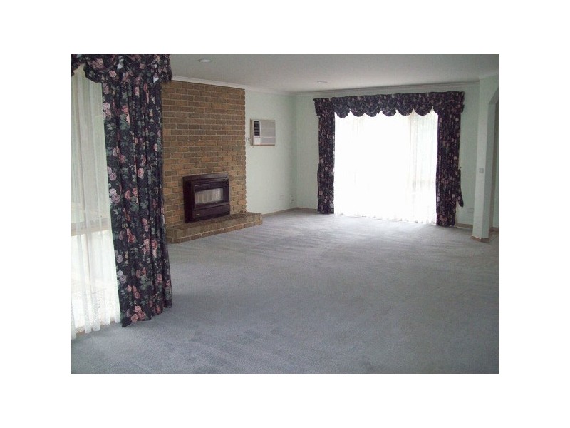 14  Sash Close, Carrum Downs VIC 3201