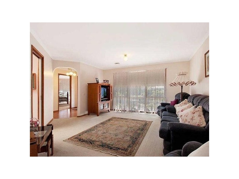 10  Highland Drive, Frankston South VIC 3199