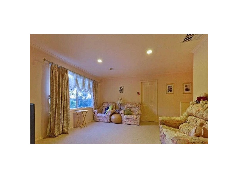 21  Balmerino Square, Frankston VIC 3199