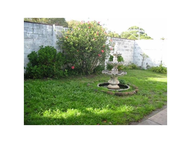 2/64  Yuille Street, Frankston VIC 3199