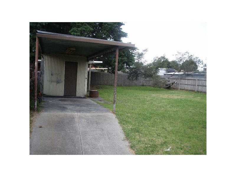 13  Forest Drive, Frankston North VIC 3200
