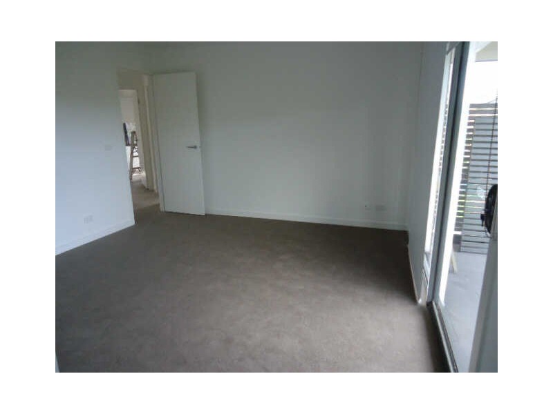 4/4  Denbigh Street, Frankston South VIC 3199