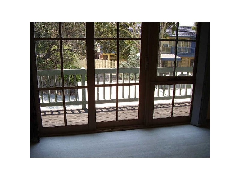 2/292  Nepean Highway, Seaford VIC 3198