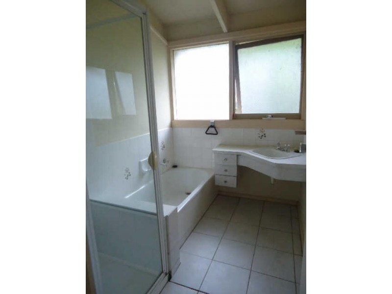 6  Sussex Road, Frankston South VIC 3199