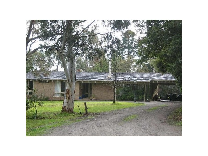 6  Sussex Road, Frankston South VIC 3199