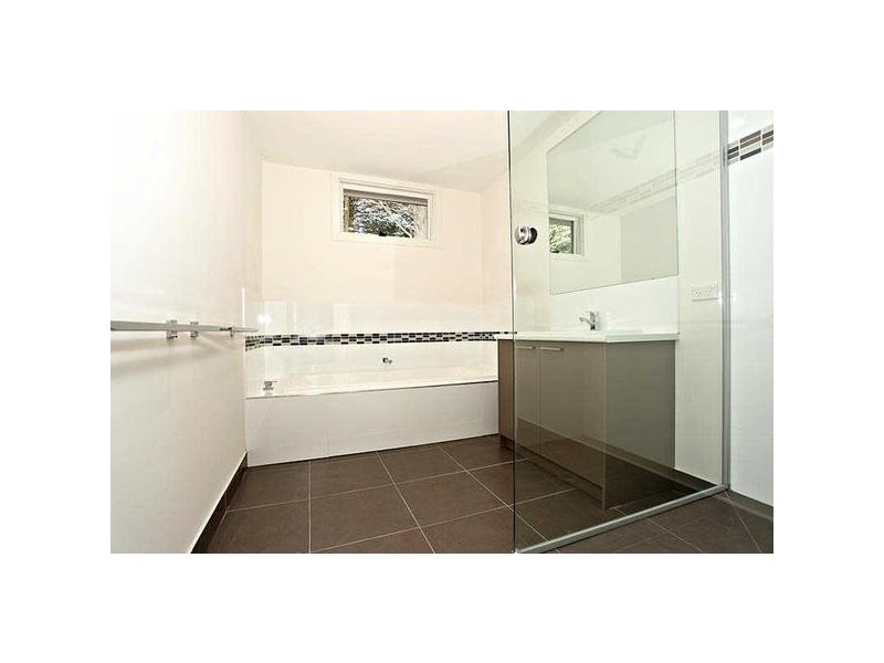 2  Clendon Close, Mount Eliza VIC 3930