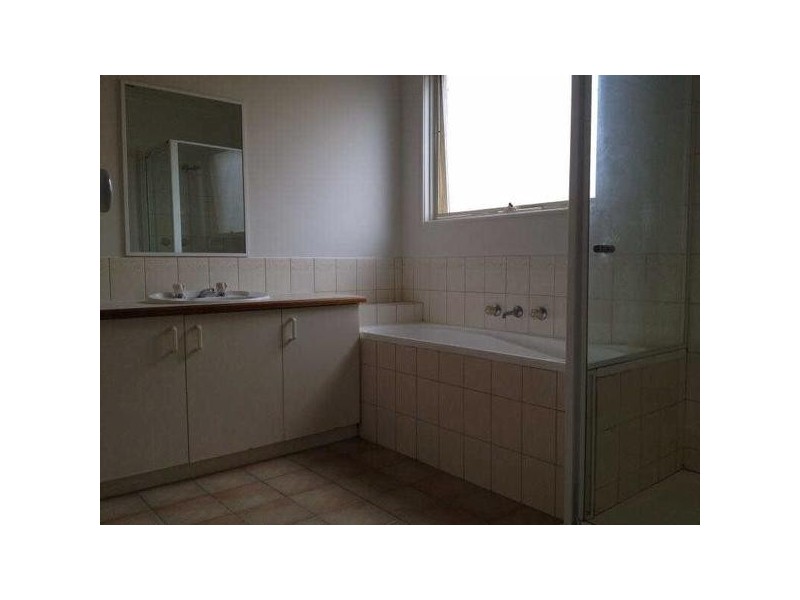 18/7  Parkview Drive, Aspendale VIC 3195