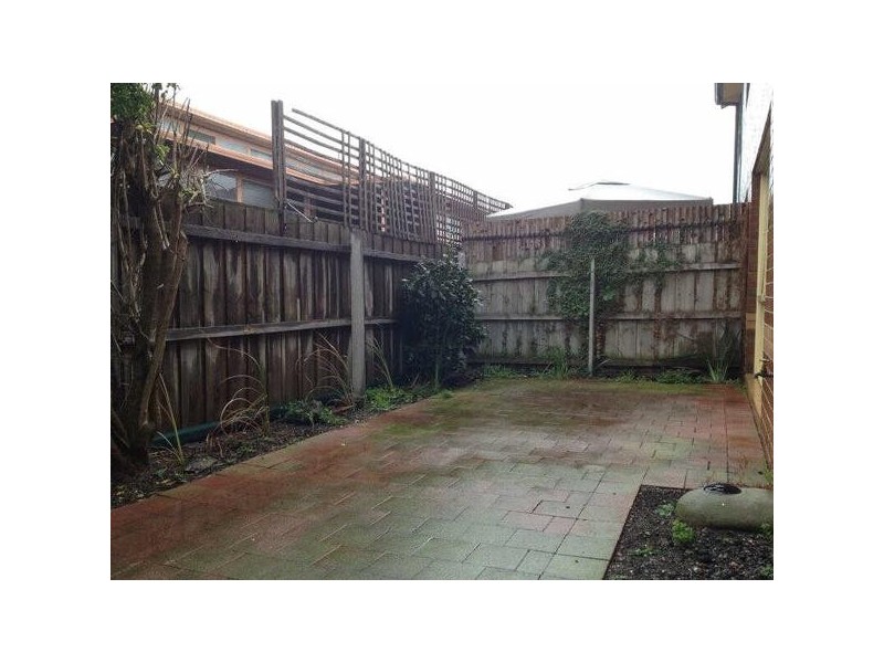 18/7  Parkview Drive, Aspendale VIC 3195