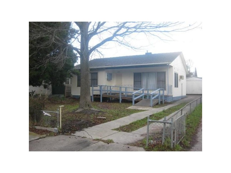 20  Norfolk Crescent, Frankston North VIC 3200