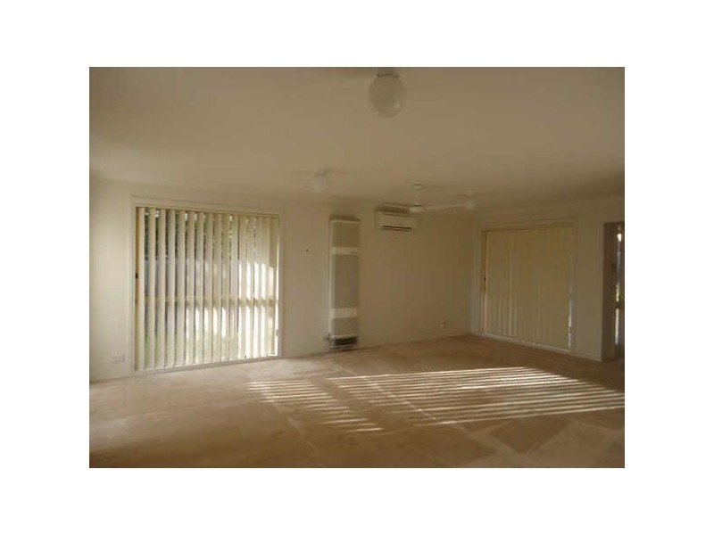 2/31  Summit Road, Frankston VIC 3199