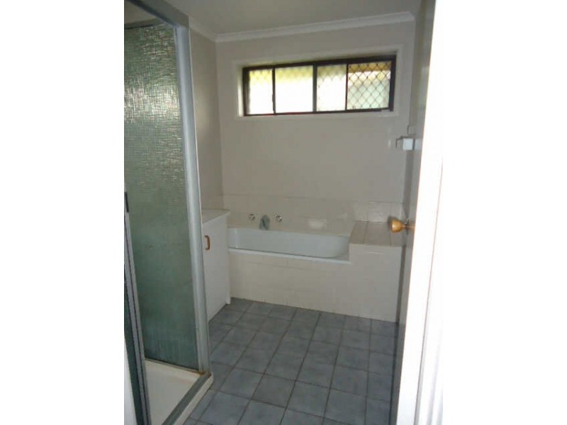 16  Calwell Court, Skye VIC 3977